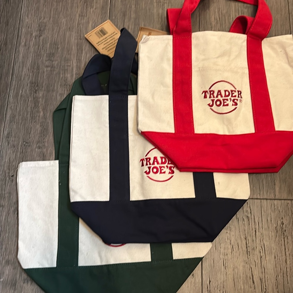 Trader Joe’s Mini Tote Bags Set of 3 red blue green NEW NWT